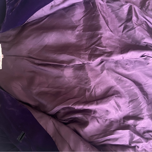 Yves Saint Laurent Rich Purple Velvet Blazer with Black Buttons - Picture 12 of 14